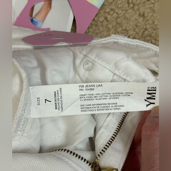 NWT Yumi White Denim High Waisted Destructed Shorts Girls Sz 7 - Picture 5 of 6